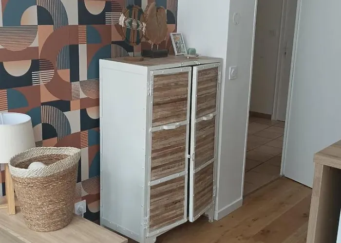 Agreable -1 Personne Dijon